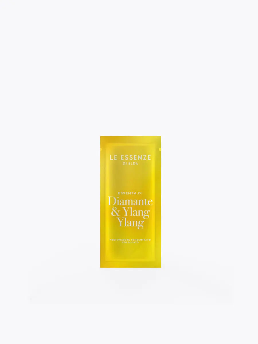 Sætur þvottailmur – Essenza di Diamante & Ylang Ylang 10 ml flaska frá Scento Verslun