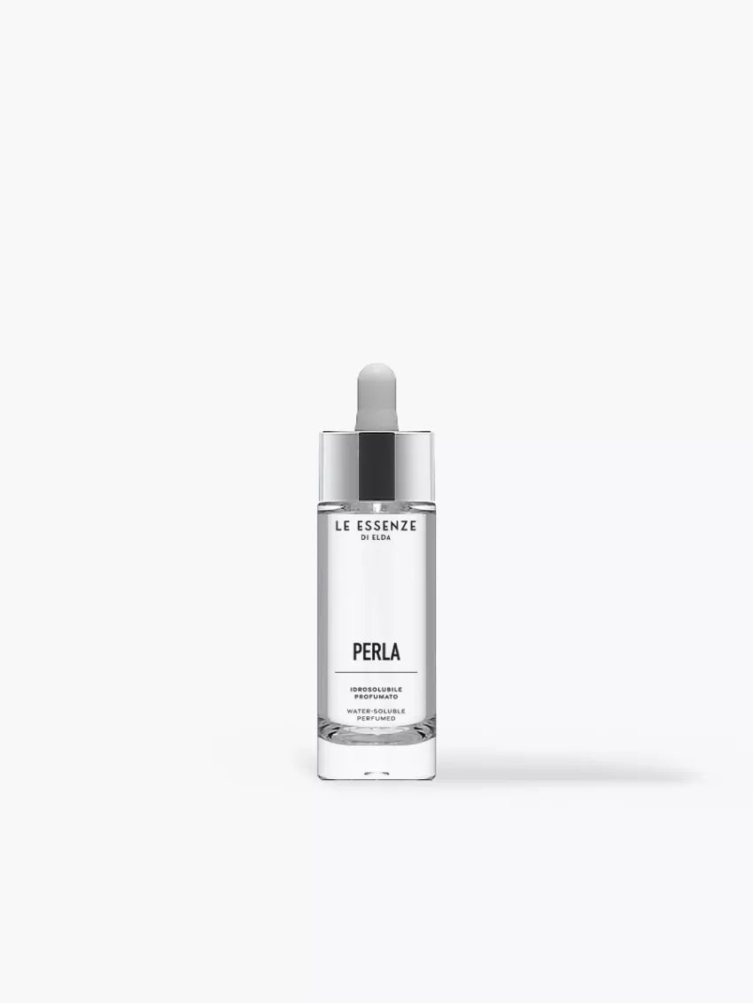 dropper bottle labeled 'perla' on a white background